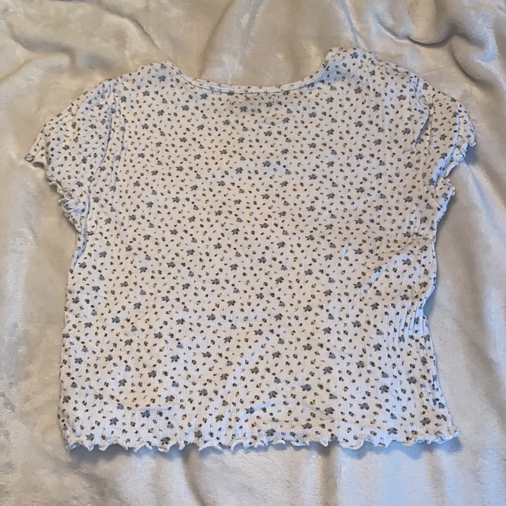 AE Ribbed Scalloped Tee - Picture 4 of 4